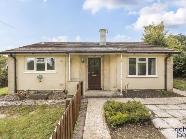 Bungalow for sale in Purton, Wiltshire