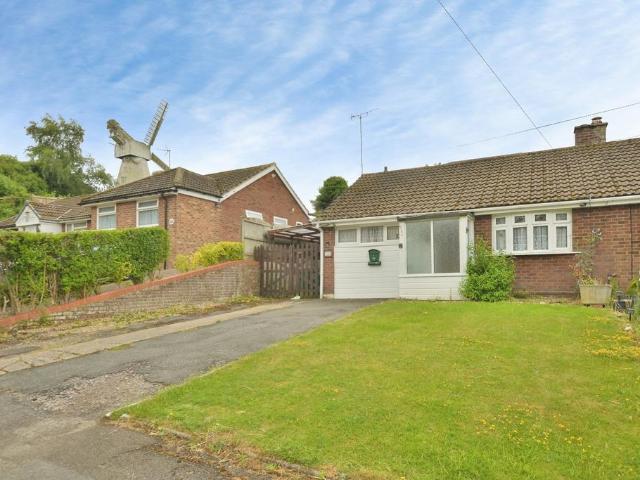 Bungalow for sale in Willesborough, Bridgefield