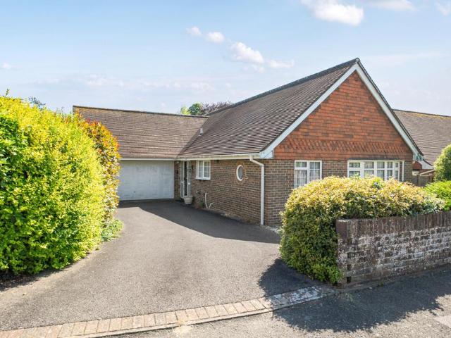 Bungalow for sale in Nepcote, Arun