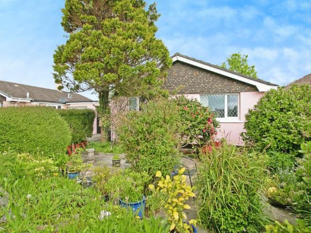 Bungalow for sale in Illogan, Cornwall