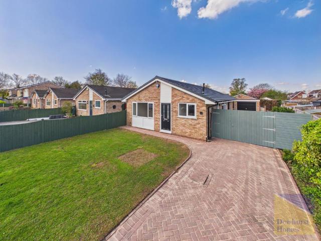 Bungalow for sale in Penwortham, Firbank
