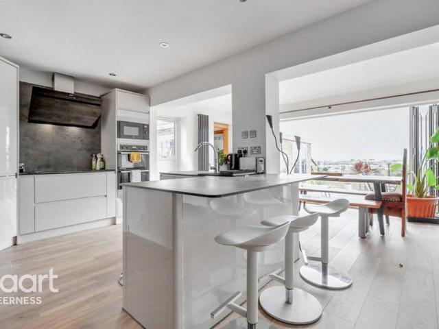 Bungalow for sale in Oad Street, Kent