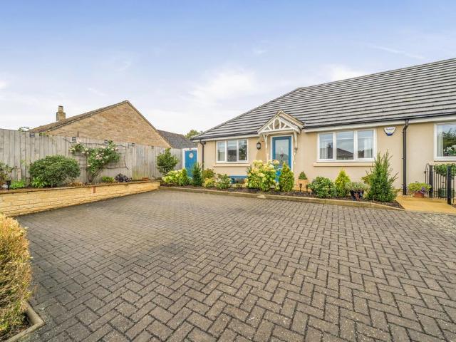Bungalow for sale in Madley Park, West Oxfordshire