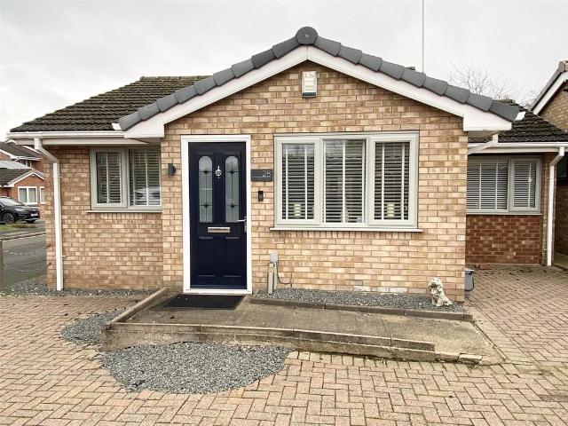 Bungalow for sale in Leegomery, Telford