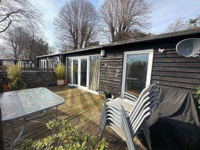 Bungalow for sale in Caeathro, Wales