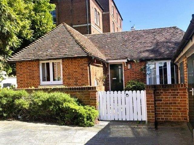 Bungalow for sale in Longport, The Bridge