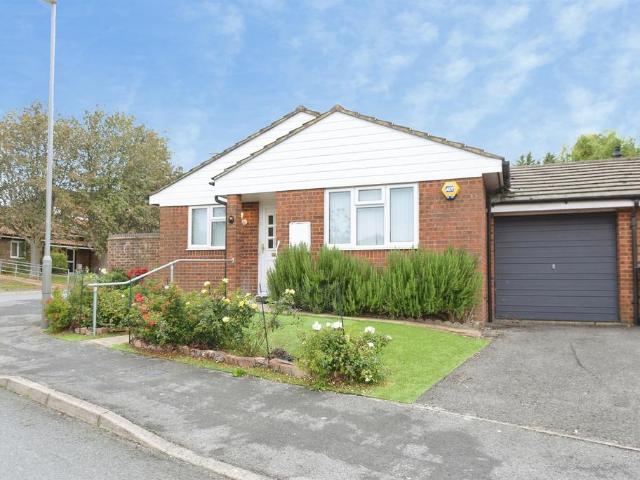 Bungalow for sale in High Wycombe Community Board, High Wycombe