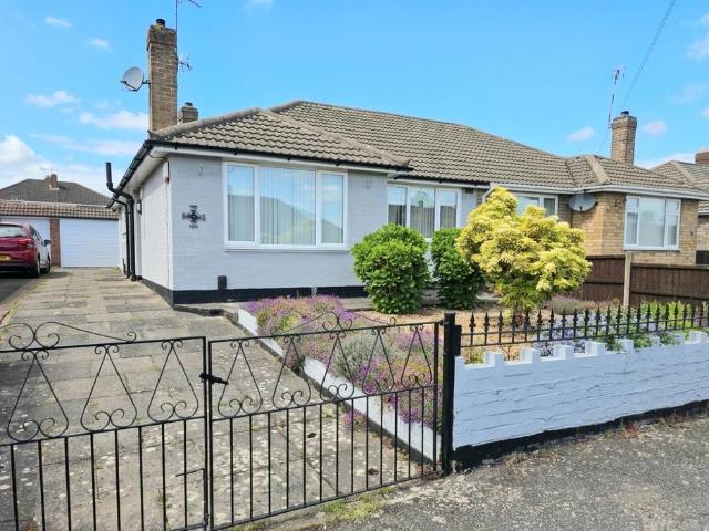 Bungalow for sale in Bedworth Heath, Camp Hill