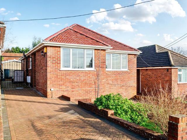 Bungalow for sale in Oakmount, Eastleigh