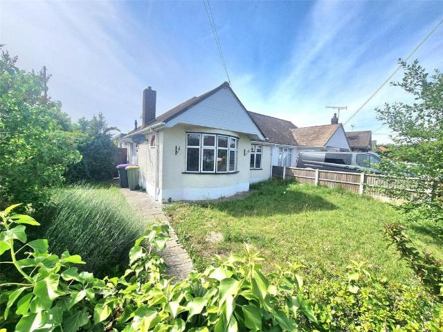 Bungalow for sale in Barling, Essex