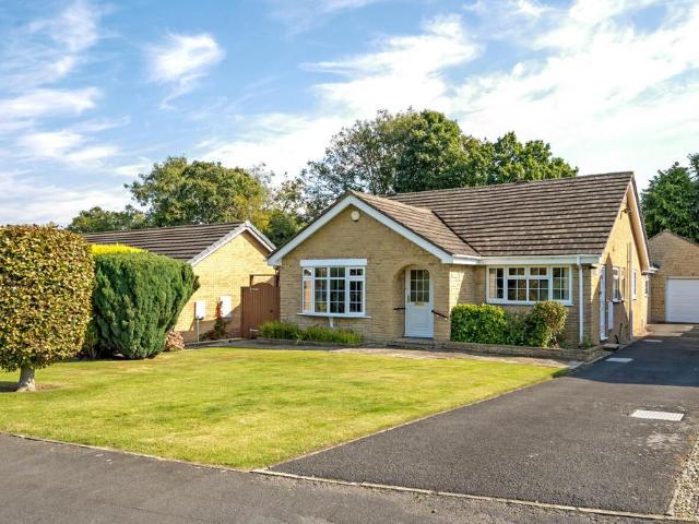 Bungalow for sale in Rossett, Harrogate