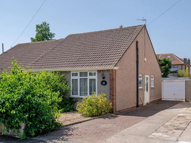 Bungalow for sale in Hanham, Kingswood