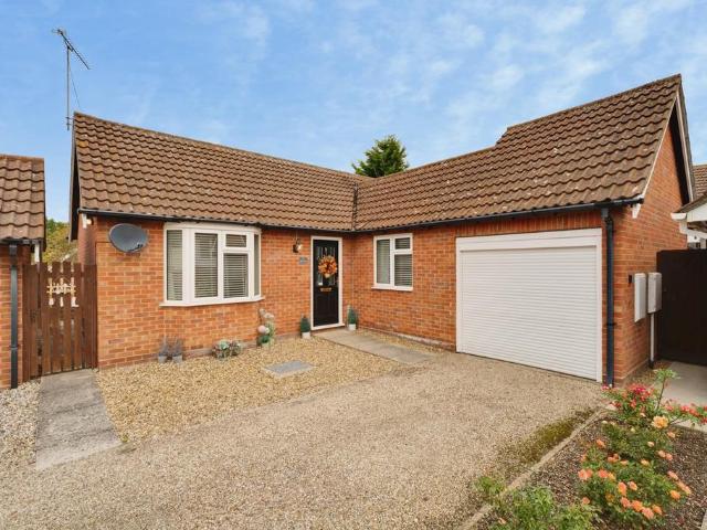 Bungalow for sale in Combs Ford, Mid Suffolk