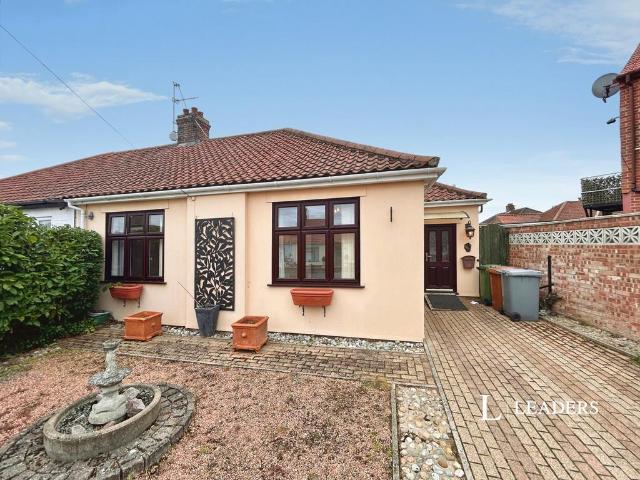 Bungalow for sale in Crostwick, Norfolk