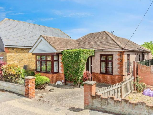 Bungalow for sale in Minster-on-Sea, Oad Street