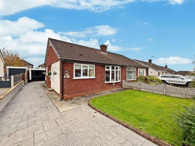 Bungalow for sale in Westhoughton, Lee Bank