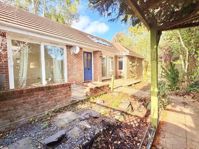 Bungalow for sale in Sleepers' Hill, Winchester