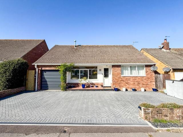 Bungalow for sale in Hailsham, Wealden