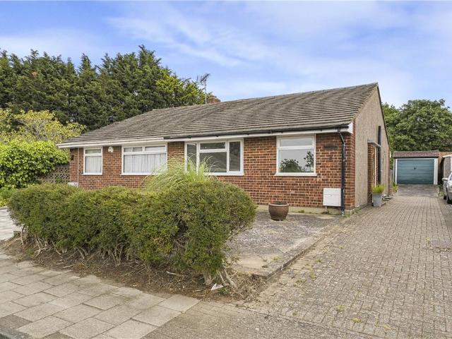 Bungalow for sale in St Paul's Cray, Greater London