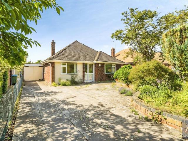 Bungalow for sale in Page Hill, Buckingham