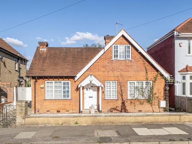 Bungalow for sale in Eastcote, Greater London