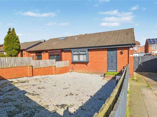 Bungalow for sale in West Yorkshire