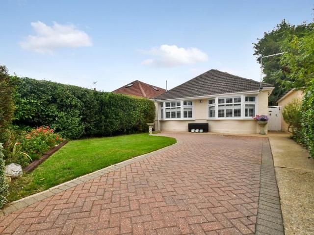 Bungalow for sale in Gillingham