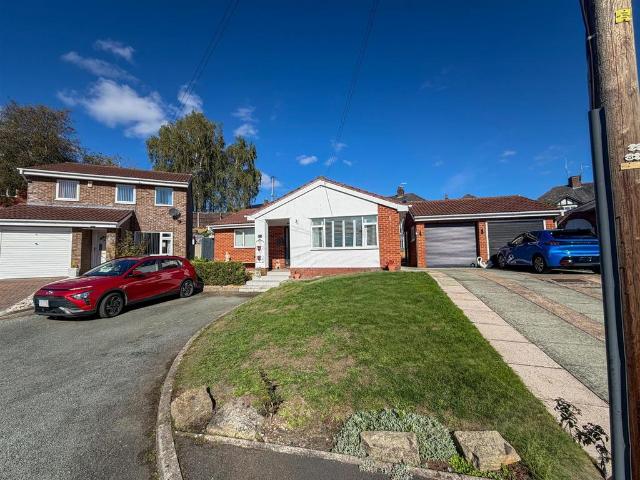 Bungalow for sale in Trevor