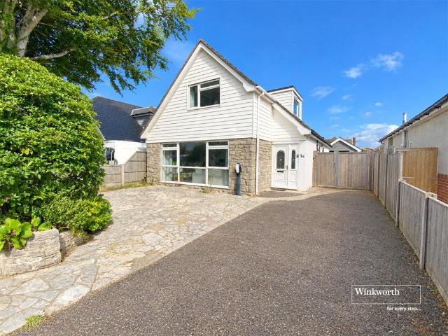 Bungalow for sale in Stanpit, Christchurch