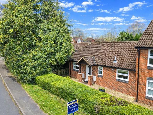 Bungalow for sale in Sulham, West Berkshire