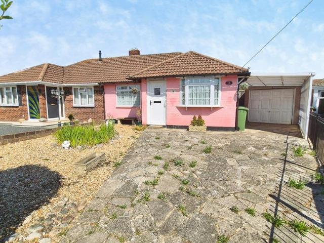 Bungalow for sale in Fareham, Hampshire