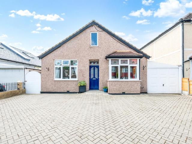 Bungalow for sale in London Borough of Merton, Greater London