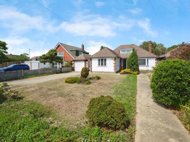 Bungalow for sale in Spring Vale, Hampshire