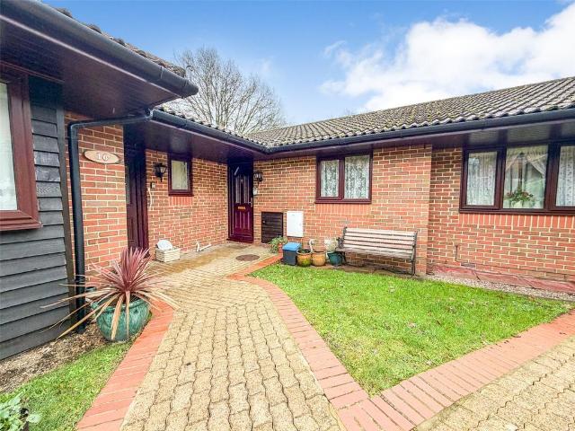 Bungalow for sale in Upper Hale, Fole
