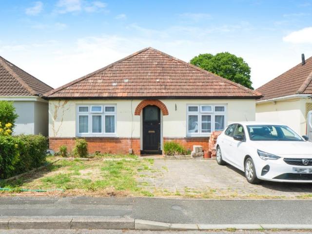 Bungalow for sale in Barton Stacey, Hampshire
