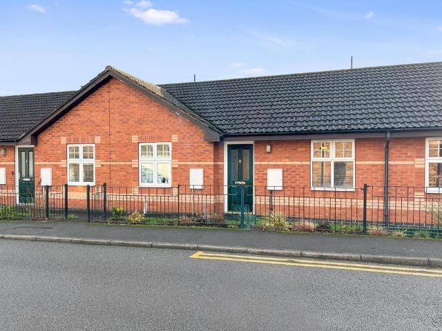 Bungalow for sale in West Heath, Congleton