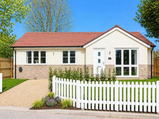 Bungalow for sale in Arrington, Cambridgeshire