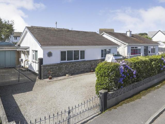 Bungalow for sale in Penbeagle, Cornwall