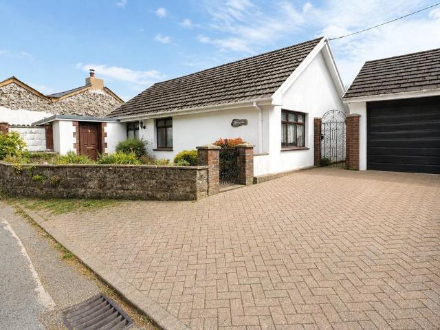 Bungalow for sale in Kentisbury, Devon