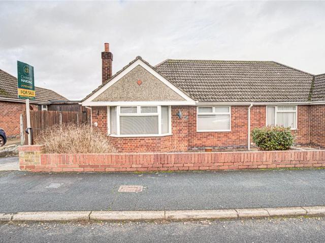 Bungalow for sale in Lakeside, Rodbourne