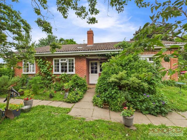 Bungalow for sale in Wrexham, Burton Green