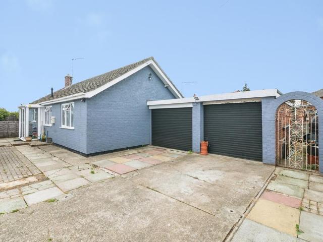 Bungalow for sale in Eastbridge, Suffolk