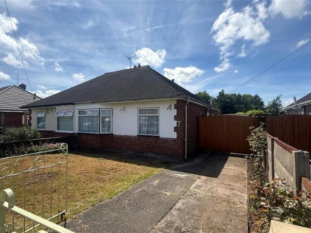 Bungalow for sale in Whitby, Rossmore