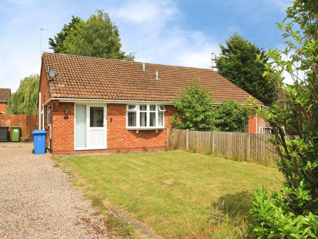Bungalow for sale in Perton, Great Chatwell