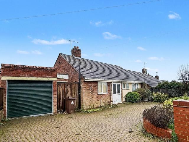Bungalow for sale in The Dales, Key Street