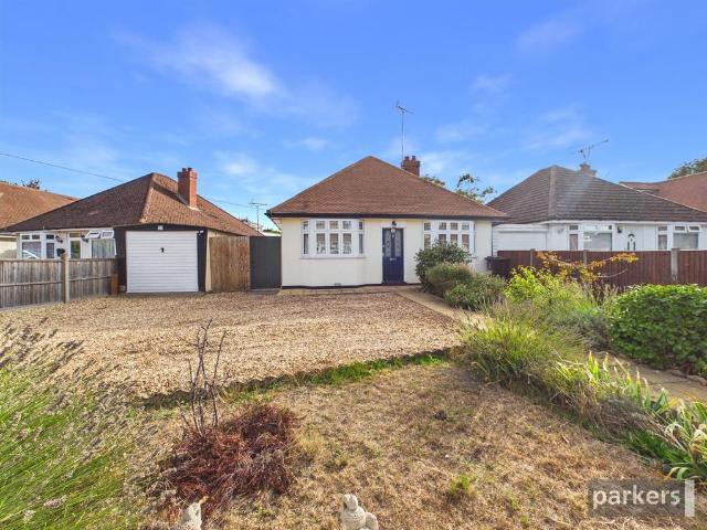 Bungalow for sale in Woodley
