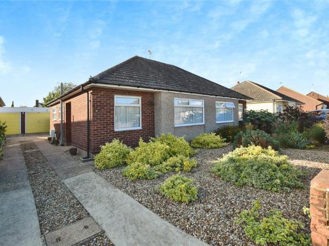 Bungalow for sale in Fordham Heath, Essex