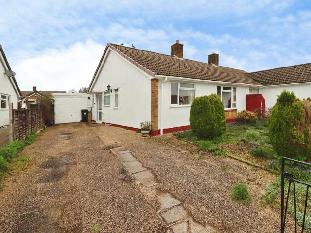 Bungalow for sale in Stoke Lodge and The Common, Patchway