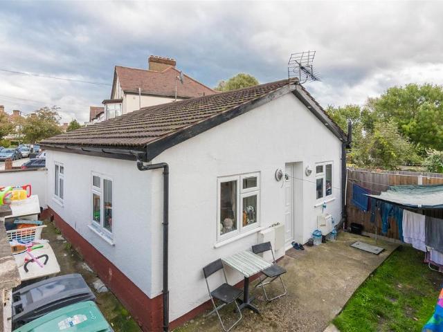 Bungalow for sale in London Borough of Haringey, Greater London