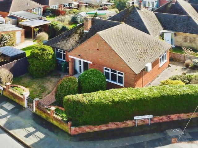 Bungalow for sale in Elmfield, Leicestershire